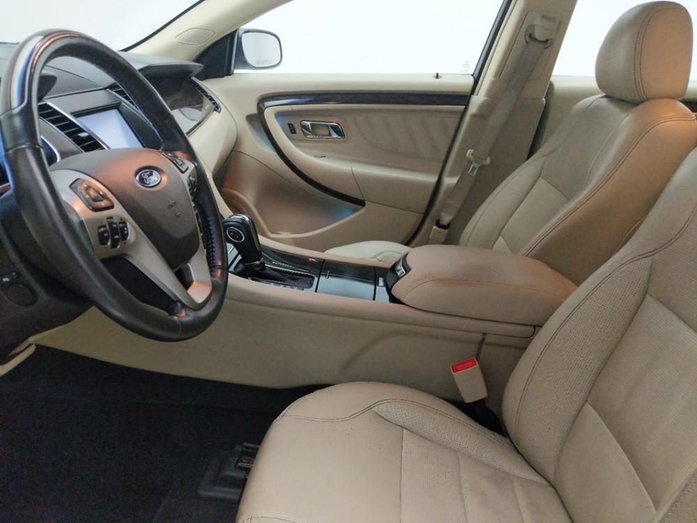 2013 Ford Taurus - Driver Front Seat