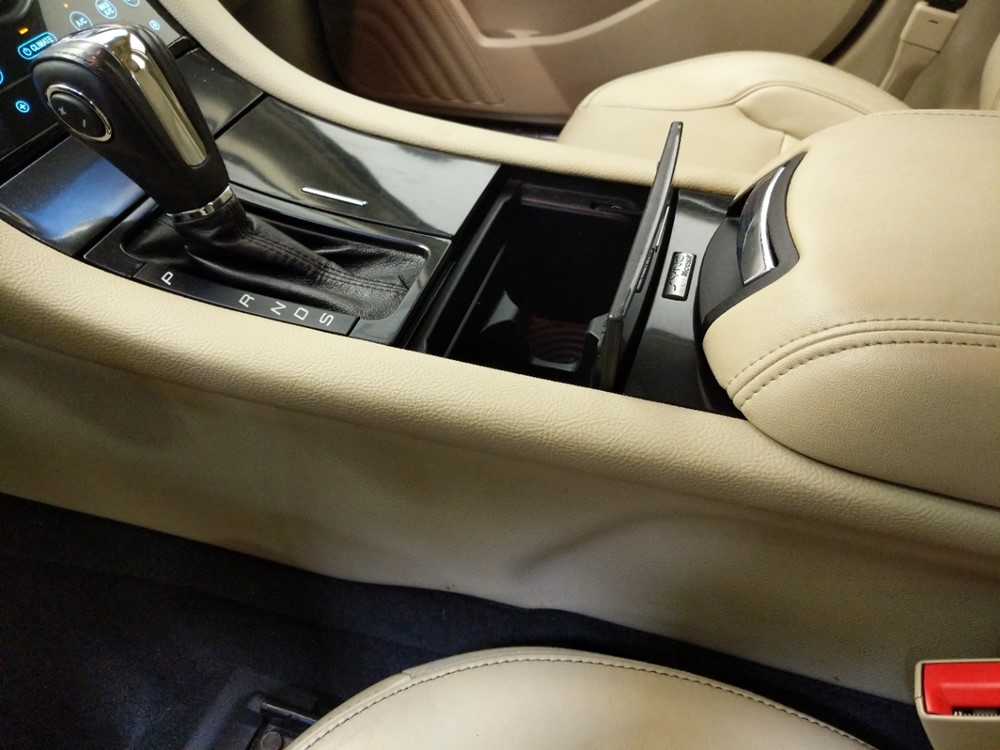 2013 Ford Taurus - Center Console/Cup Holders
