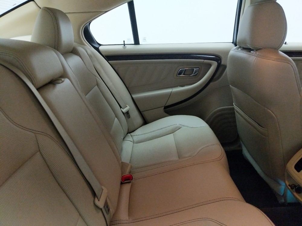 2013 Ford Taurus - Passenger Rear Seat