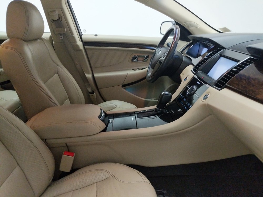 2013 Ford Taurus - Passenger Front Seat