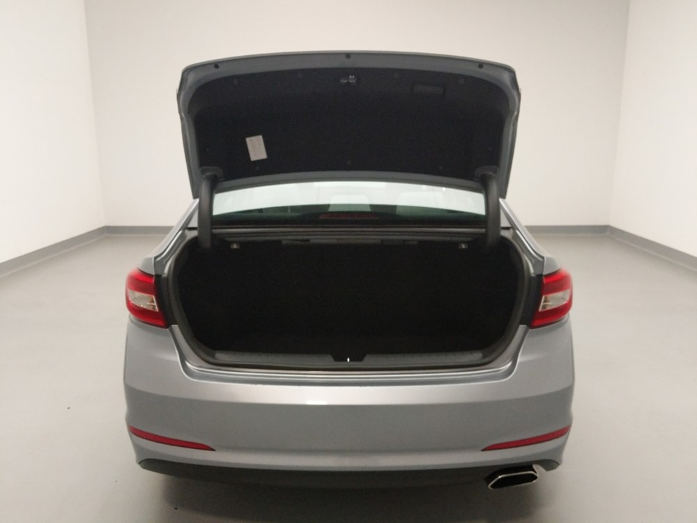 2017 Hyundai Sonata - Trunk