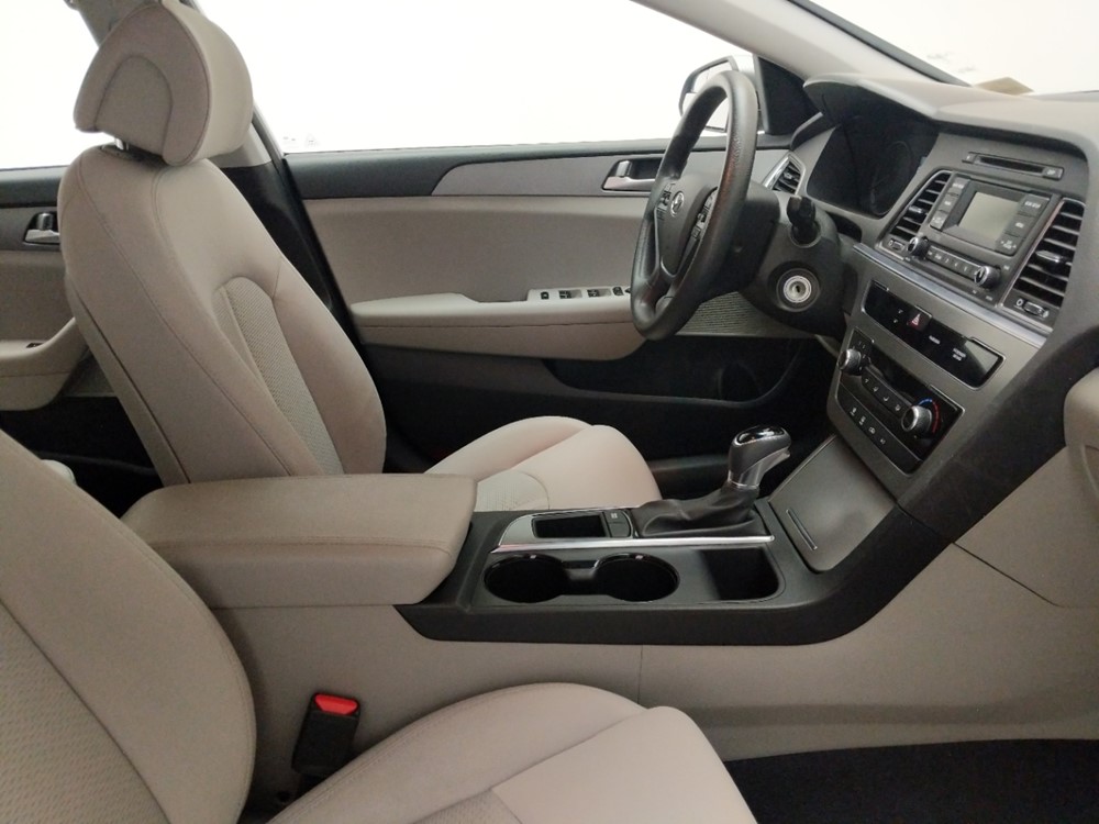 2017 Hyundai Sonata - Passenger Front Seat