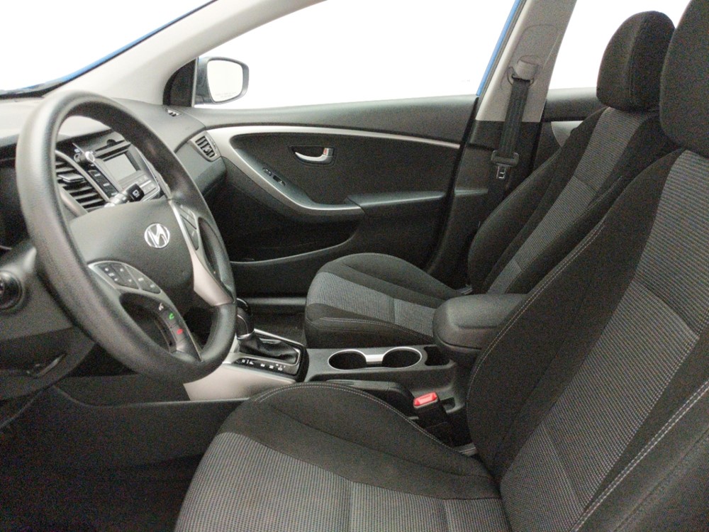 2017 Hyundai Elantra - Driver Front Seat