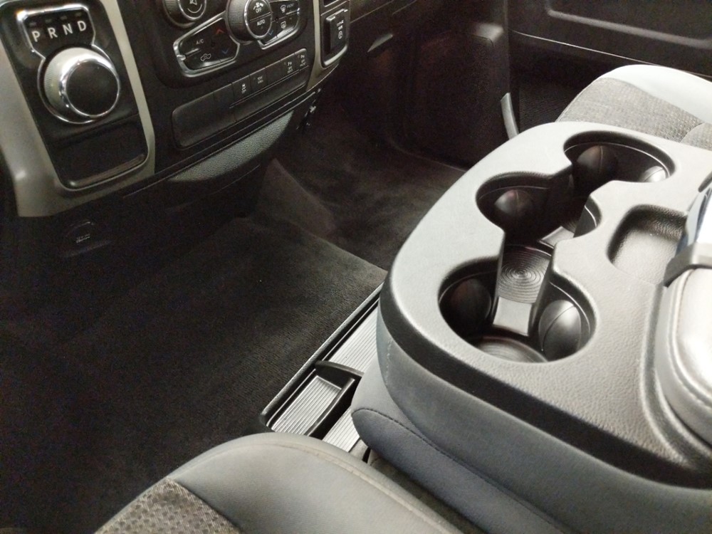2017 Dodge Ram 1500 - Center Console/Cup Holders