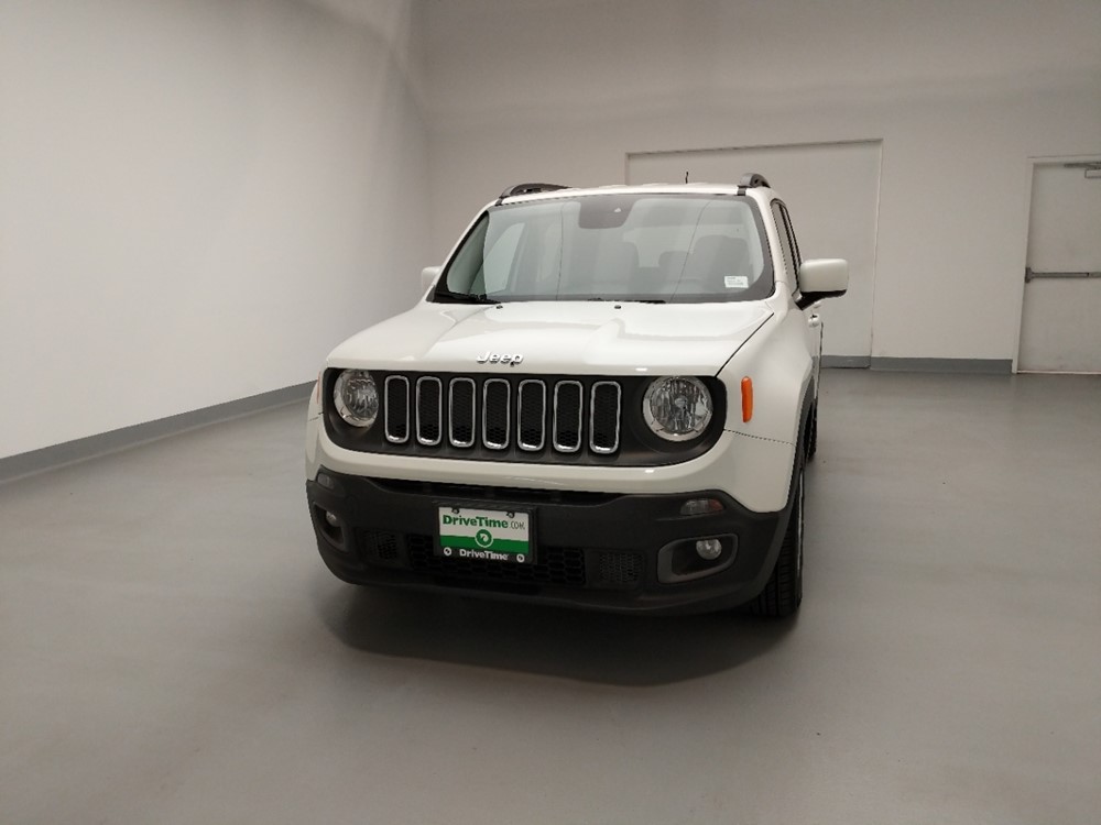 2017 Jeep Renegade - Driver Front Hood