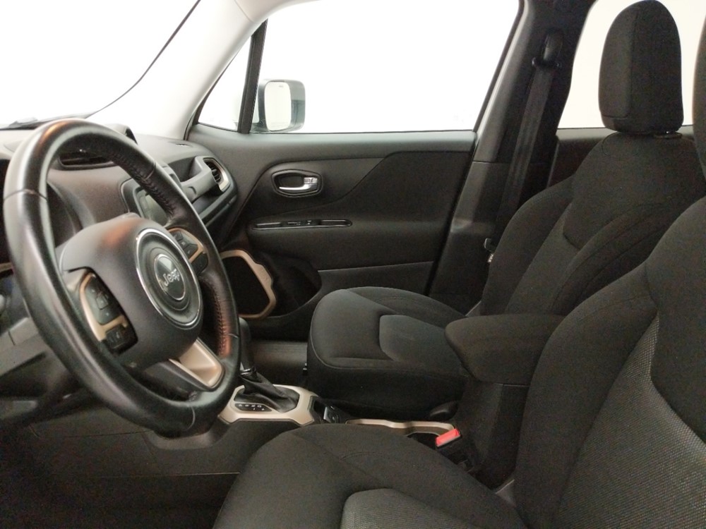 2017 Jeep Renegade - Driver Front Seat