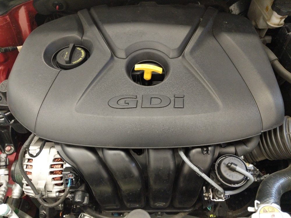 2017 Hyundai Elantra - Engine