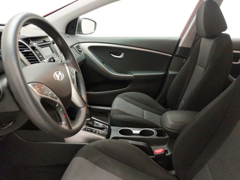2017 Hyundai Elantra - Driver Front Seat