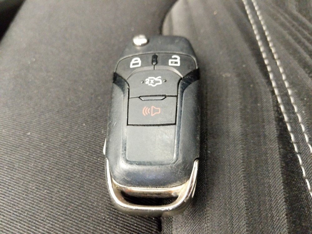 2016 Ford Fusion - Keys