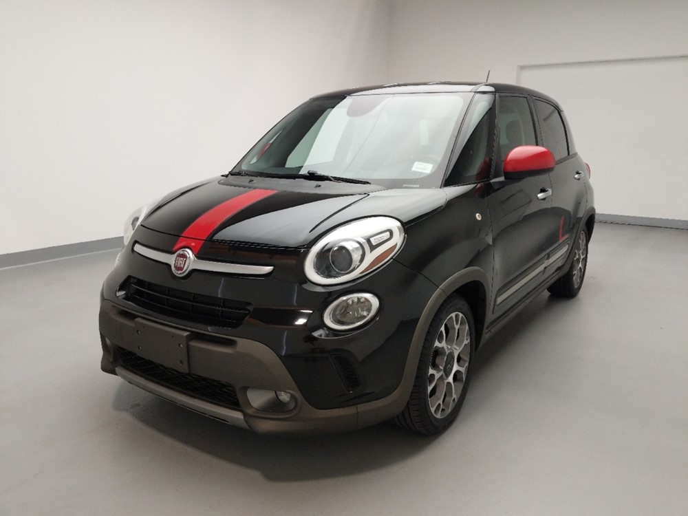 Used 2014 FIAT 500L Driver Front Bumper