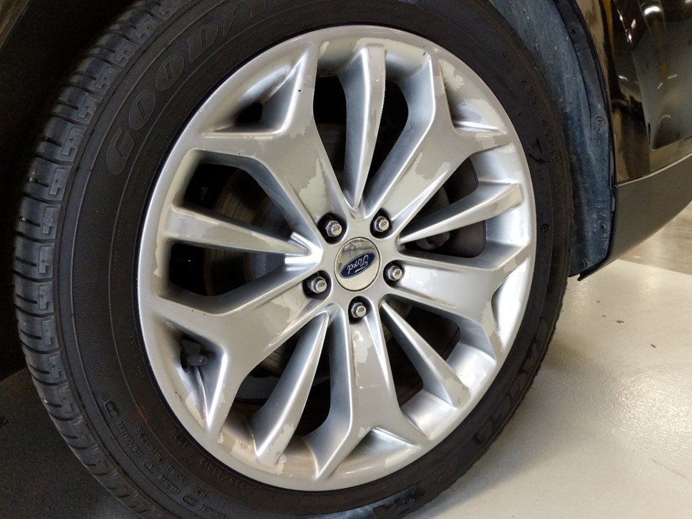2016 Ford Taurus - Wheel