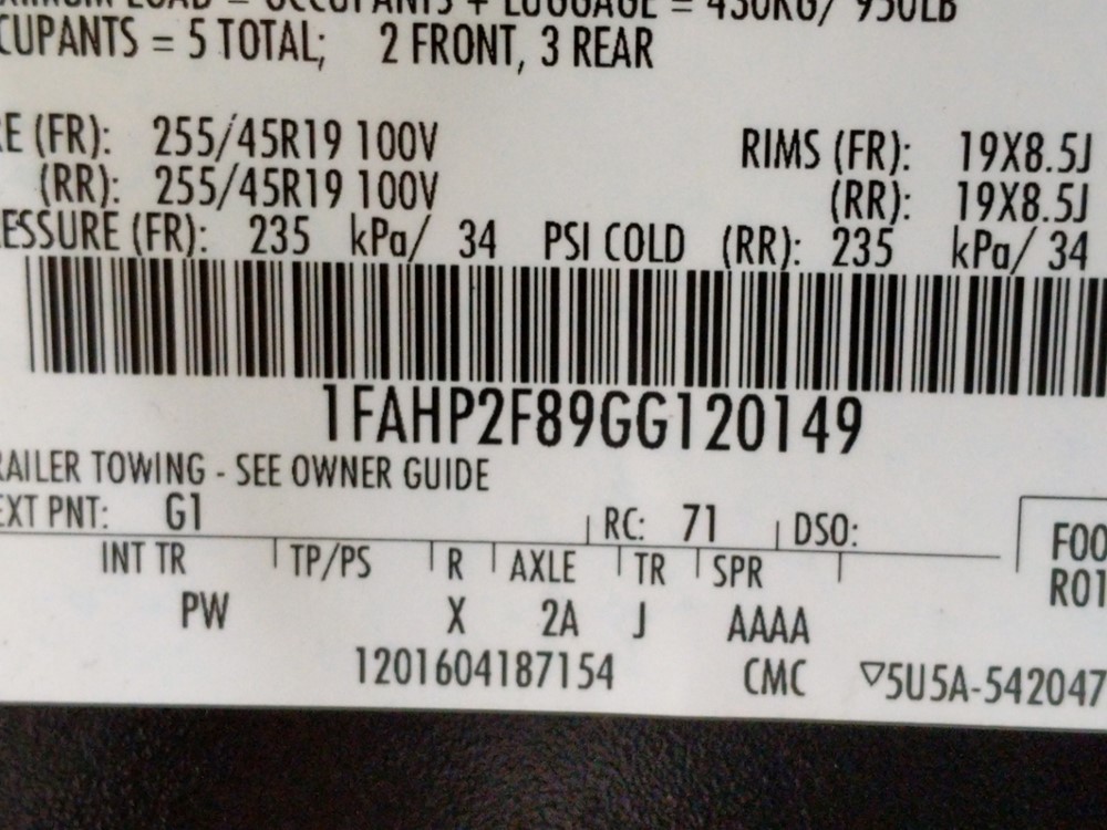 2016 Ford Taurus - VIN Plate