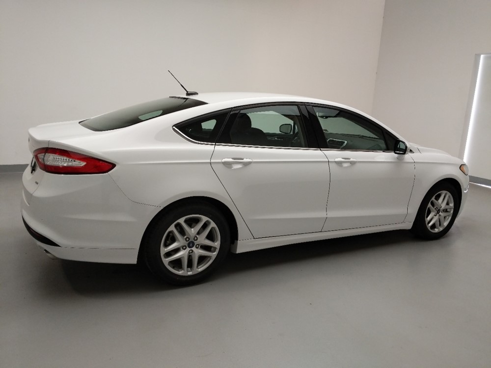 2016 Ford Fusion - Passenger Rear Side