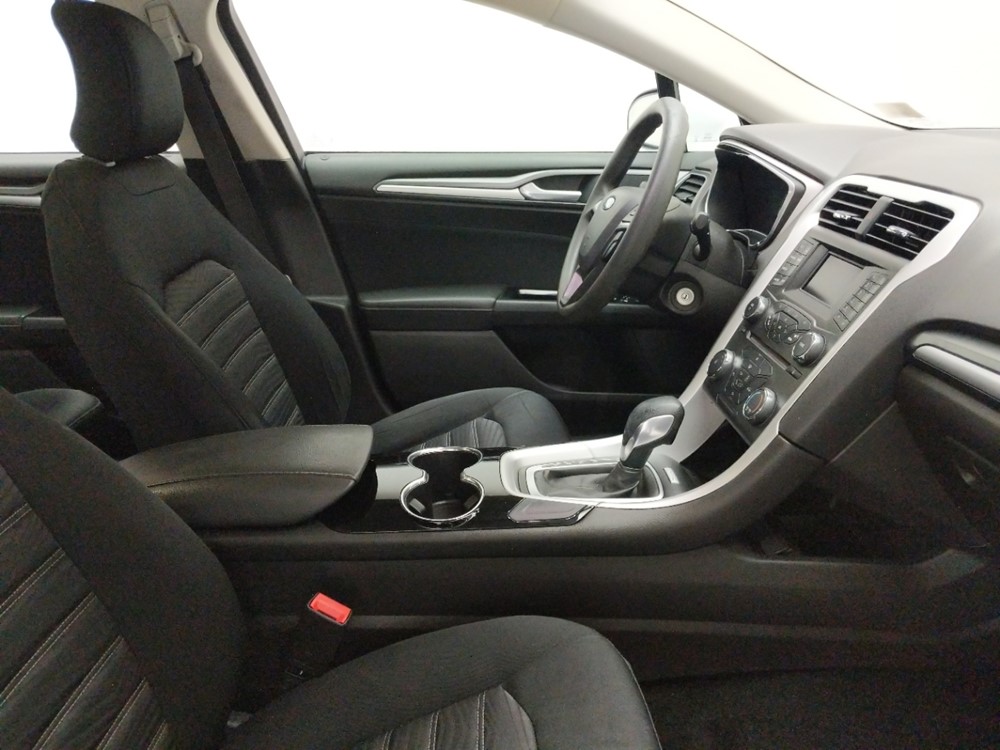 2016 Ford Fusion - Passenger Front Seat