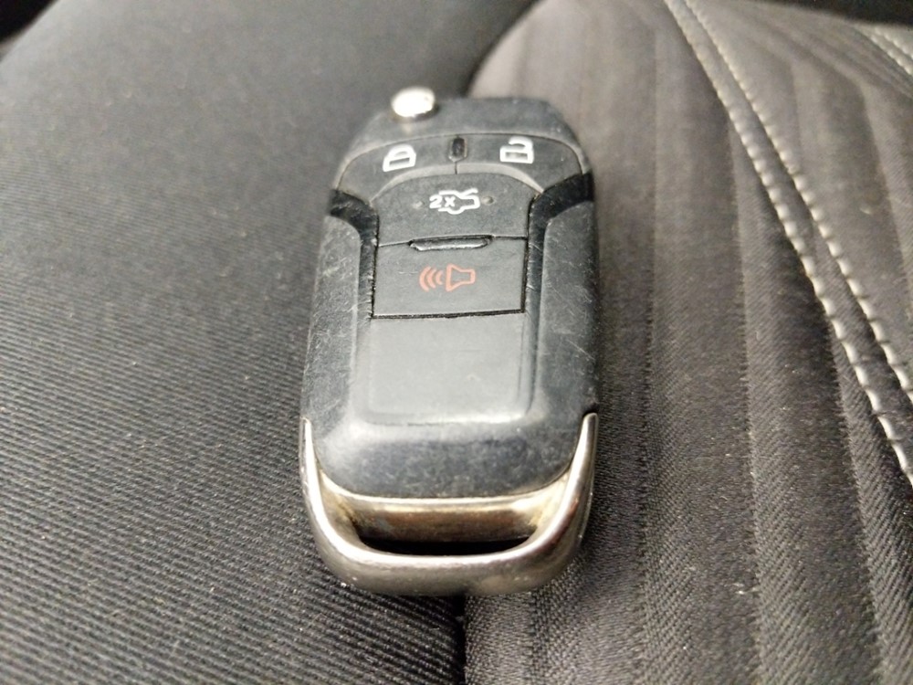 2016 Ford Fusion - Keys
