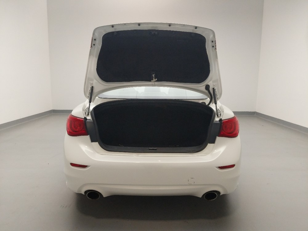 2015 INFINITI Q50 - Trunk