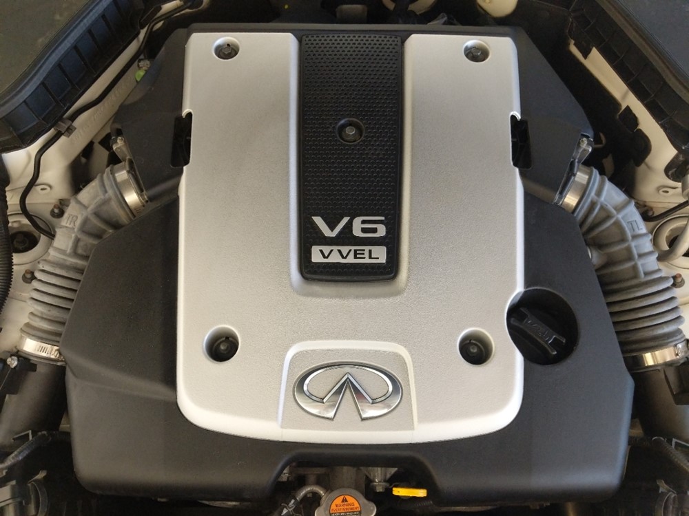 2015 INFINITI Q50 - Engine