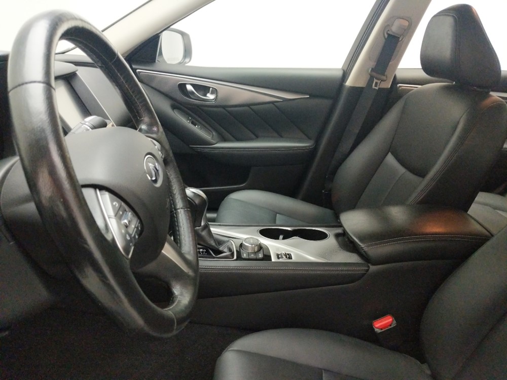 2015 INFINITI Q50 - Driver Front Seat