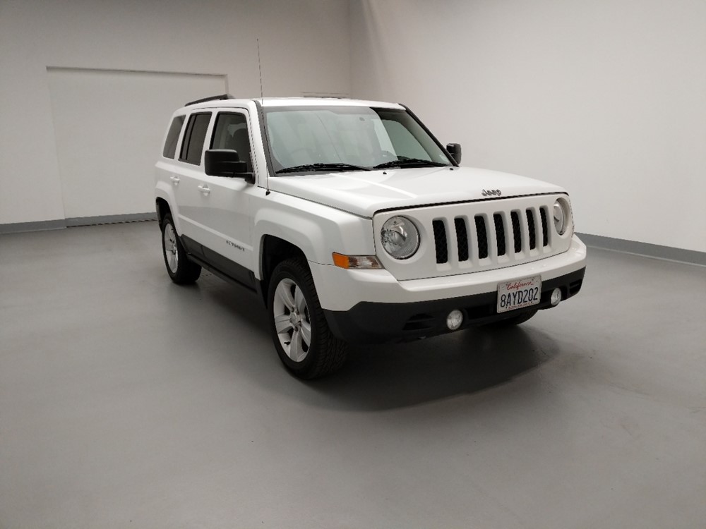 2016 Jeep Patriot - Passenger Front Bumper