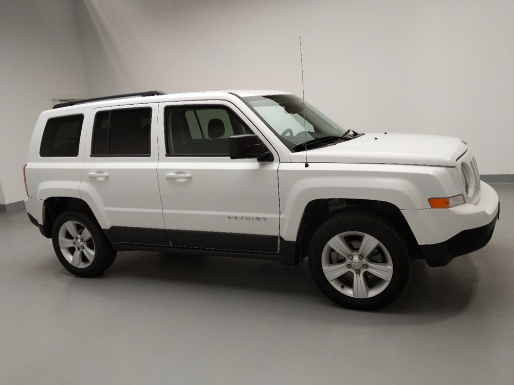 2016 Jeep Patriot - Passenger Front Side