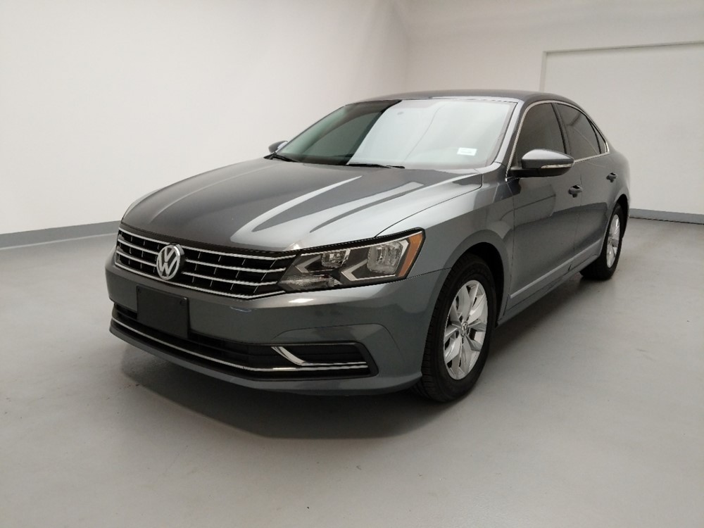 Used 2016 Volkswagen Passat Driver Front Bumper