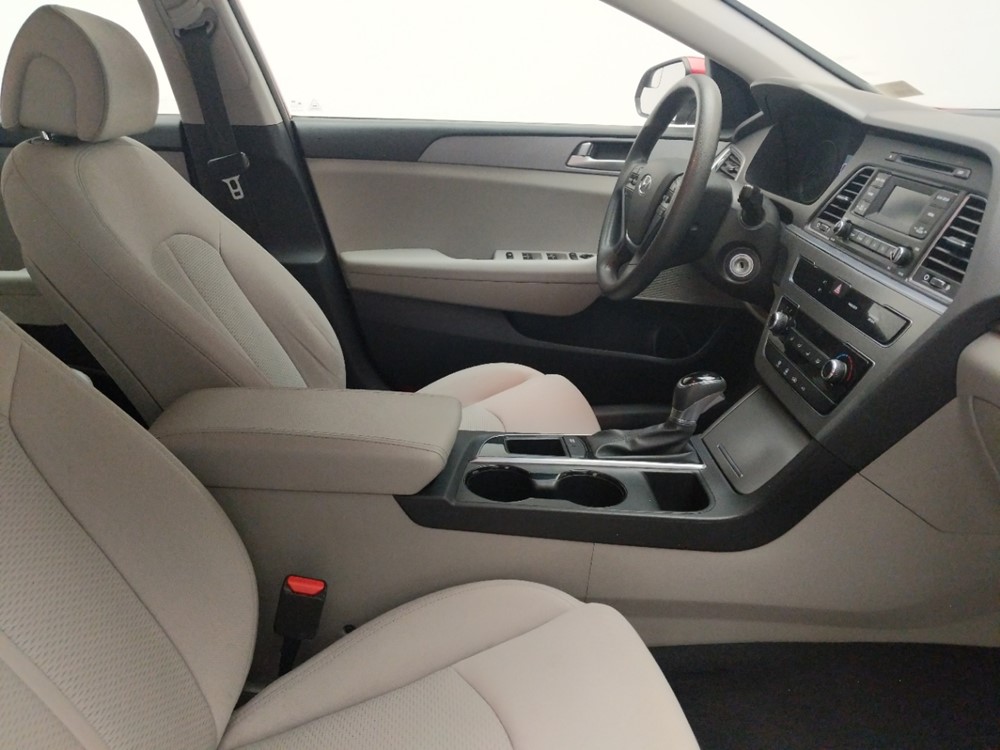 2017 Hyundai Sonata - Passenger Front Seat