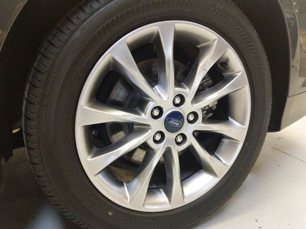 2017 Ford Fusion - Wheel