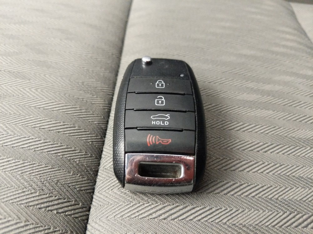 2016 Kia Forte - Keys