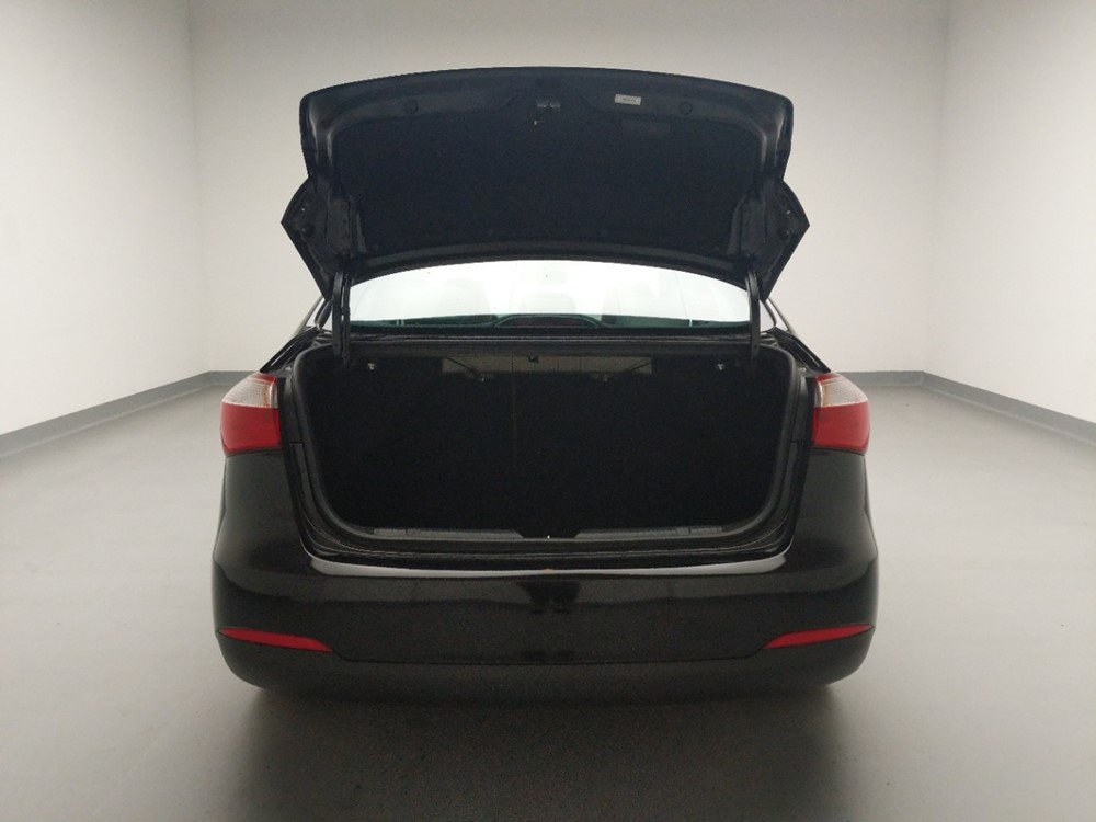 2016 Kia Forte - Trunk