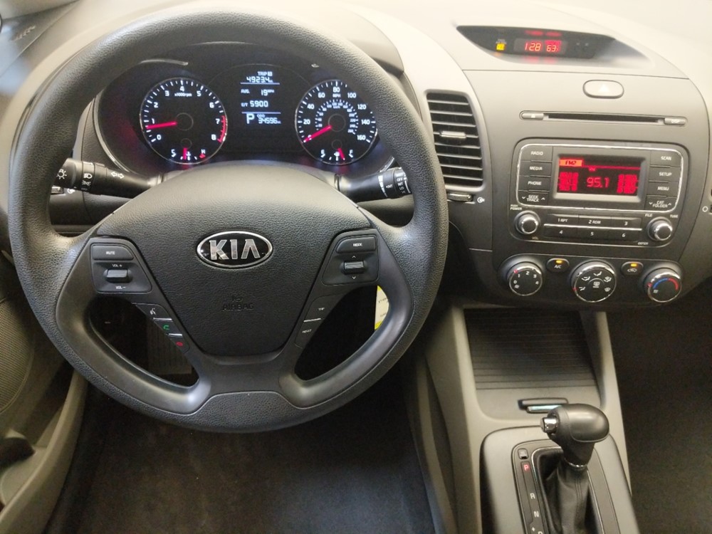 2016 Kia Forte - Driver Dash