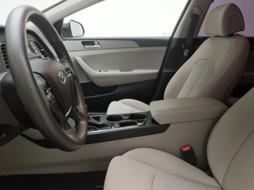 2015 Hyundai Sonata - Driver Front Seat