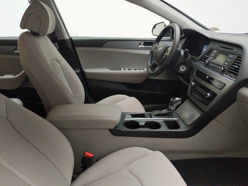 2017 Hyundai Sonata - Passenger Front Seat