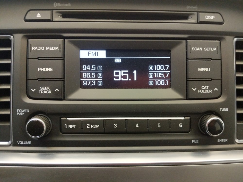 2017 Hyundai Sonata - Stereo Package