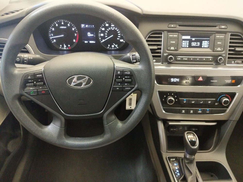 2017 Hyundai Sonata - Driver Dash