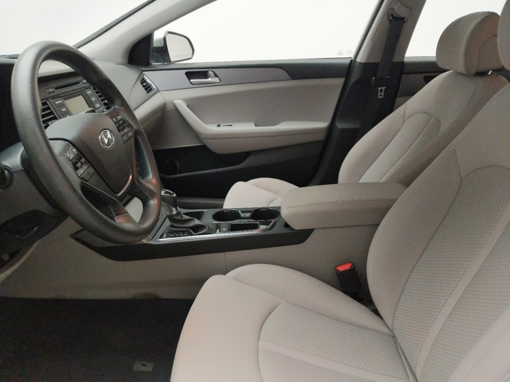 2017 Hyundai Sonata - Driver Front Seat