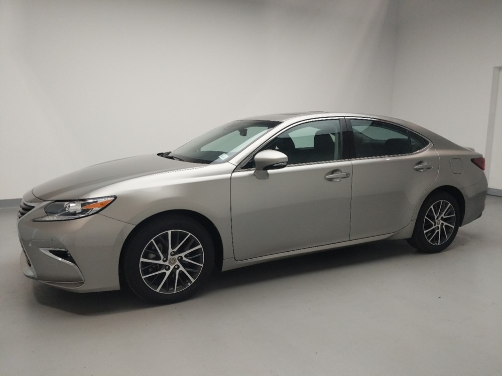 2016 Lexus ES 350 - Driver Front Side