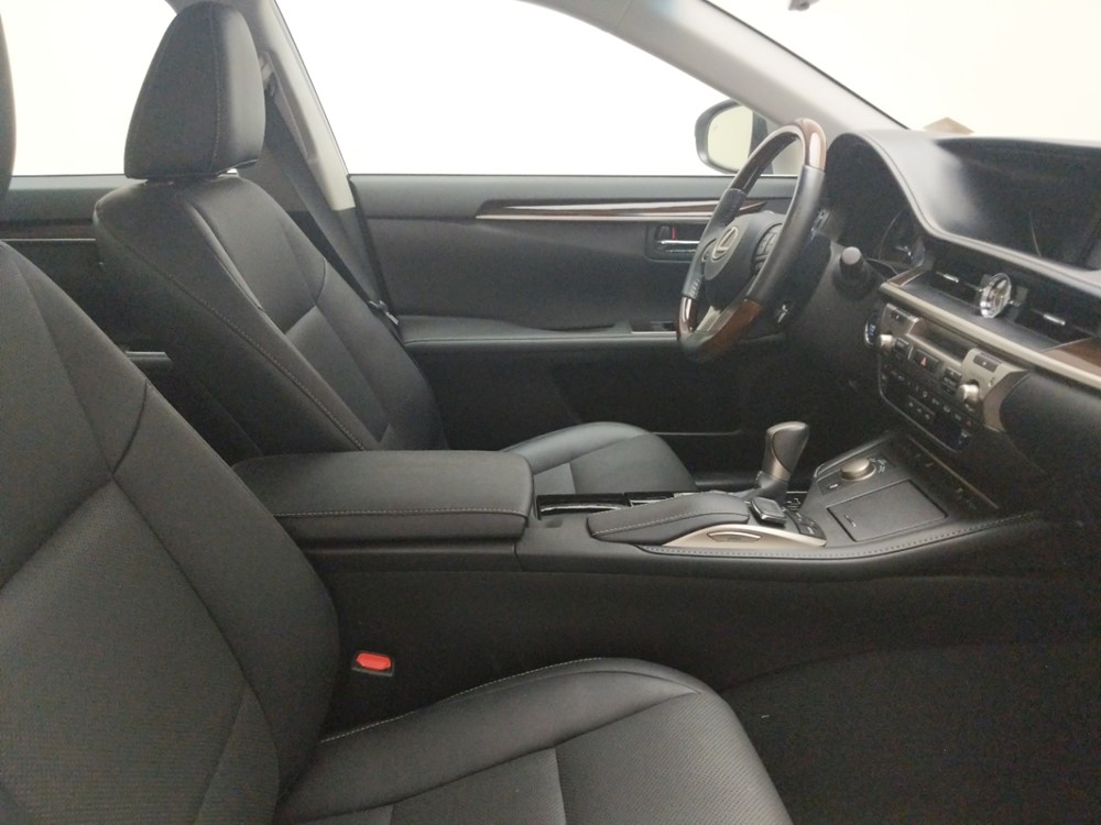 2016 Lexus ES 350 - Passenger Front Seat