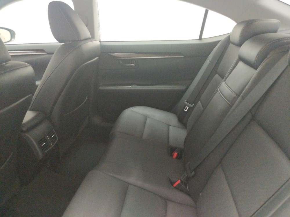 2016 Lexus ES 350 - Driver Rear Seat