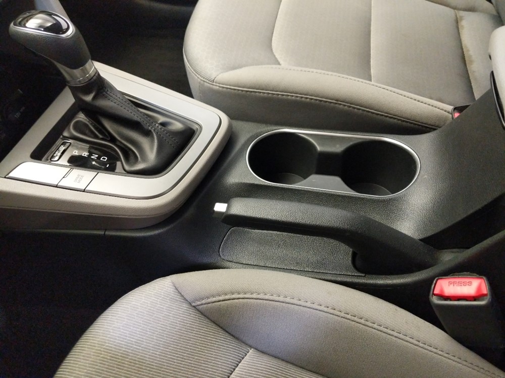 2018 Hyundai Elantra - Center Console/Cup Holders