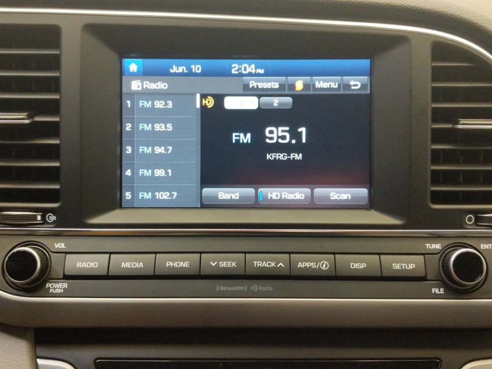 2018 Hyundai Elantra - Stereo Package