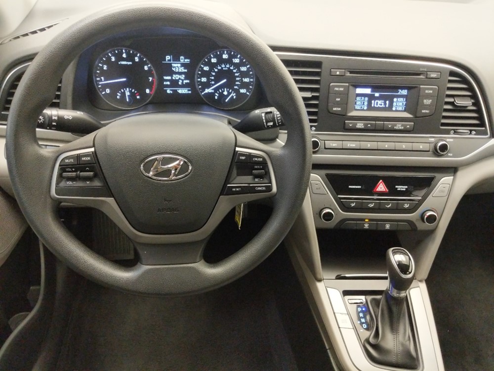 2017 Hyundai Elantra - Driver Dash