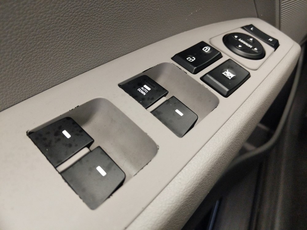 2017 Hyundai Elantra - Driver Power Windows/Lock Control