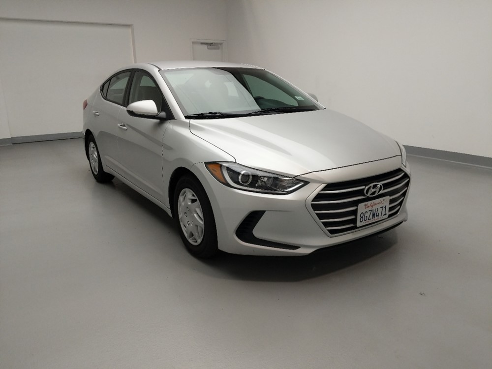 2017 Hyundai Elantra - Passenger Front Bumper