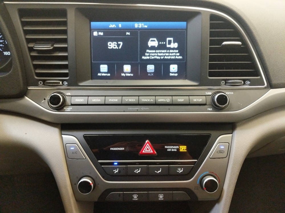 2018 Hyundai Elantra - Stereo Package