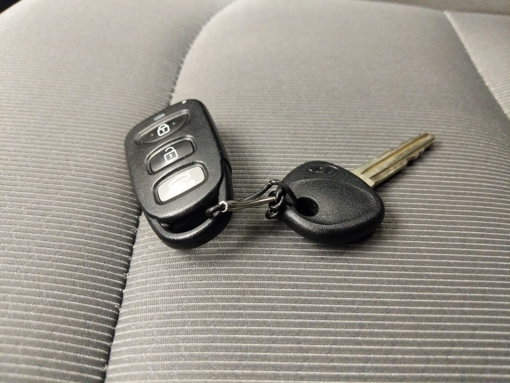 2018 Hyundai Elantra - Keys