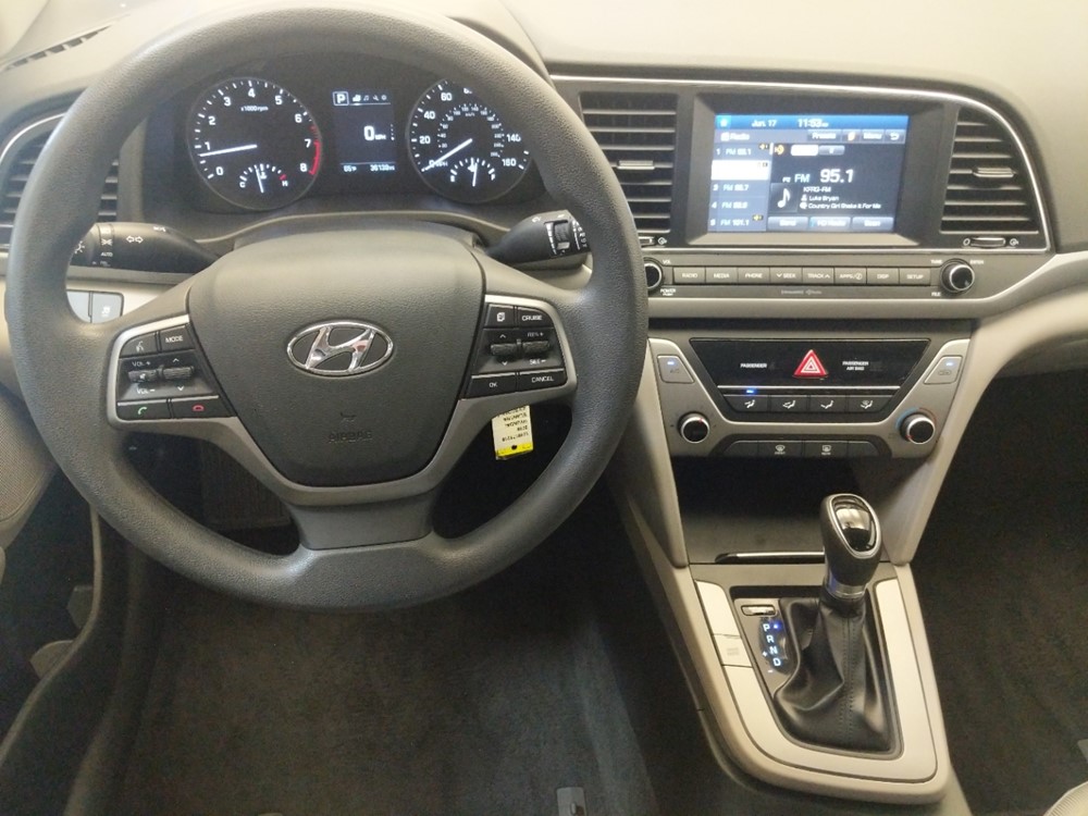 2018 Hyundai Elantra - Driver Dash
