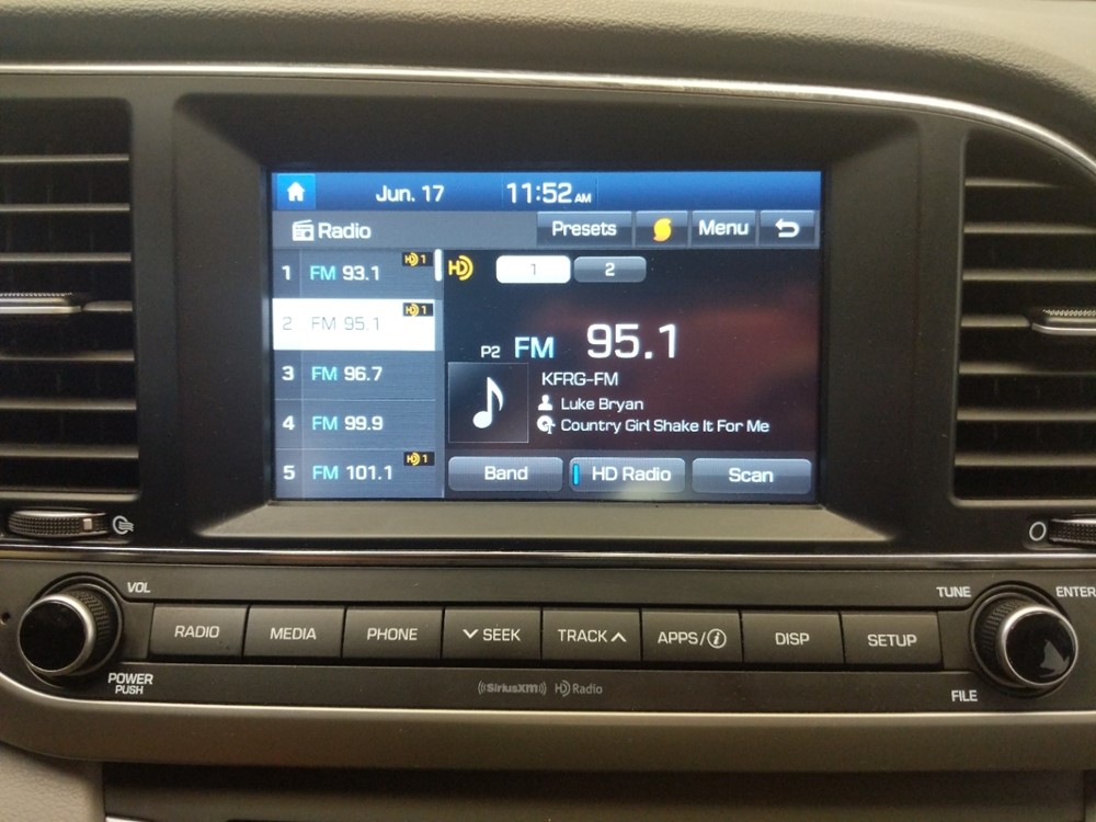 2018 Hyundai Elantra - Stereo Package