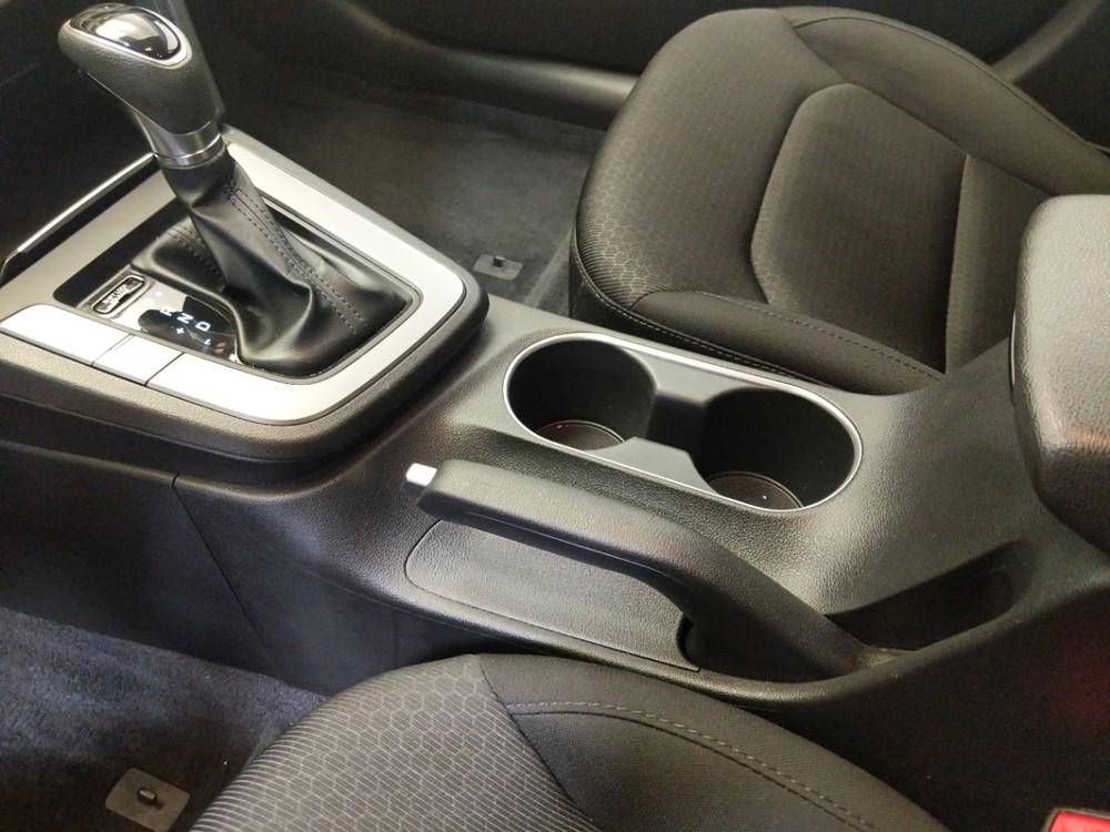 2018 Hyundai Elantra - Center Console/Cup Holders