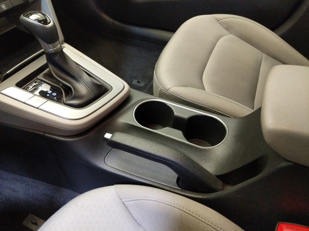 2018 Hyundai Elantra - Center Console/Cup Holders