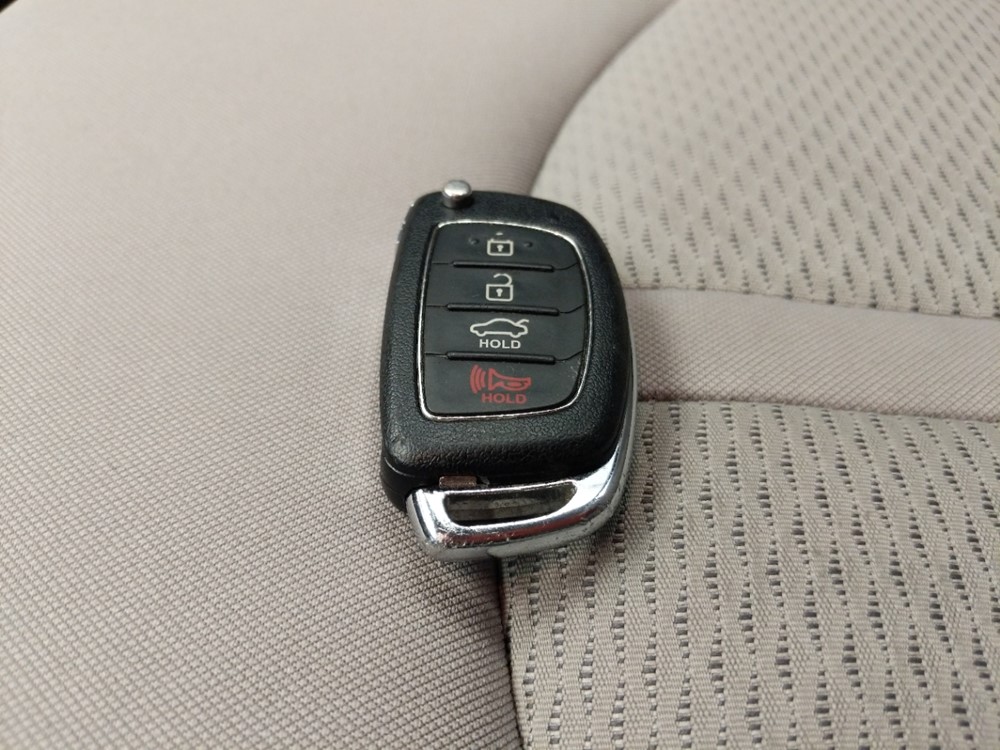 2016 Hyundai Sonata - Keys